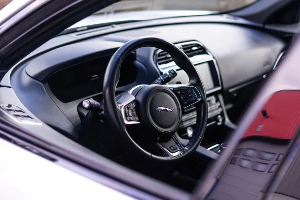 ЛУСЙ Казино Android/iOS приложение